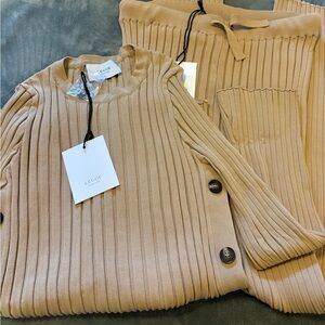 Légoe Heritage maternity luxe knit set